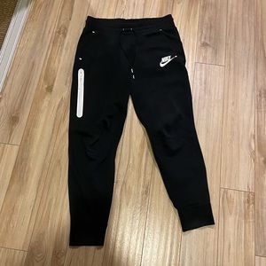 Nike women joggers size S